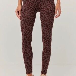 NWT! Pact Organic Women's Pocket Leggings - Leopard, Size Large
